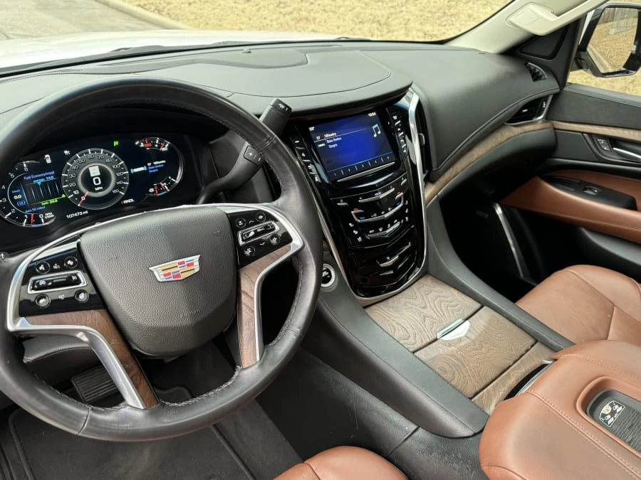 2017 Cadillac Escalade 4th Gen - Image 8 of 11