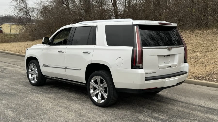 2017 Cadillac Escalade 4th Gen - Image 3 of 11