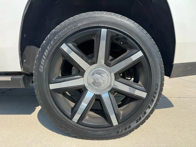 2017 Cadillac Escalade 4th Gen - Image 7 of 21