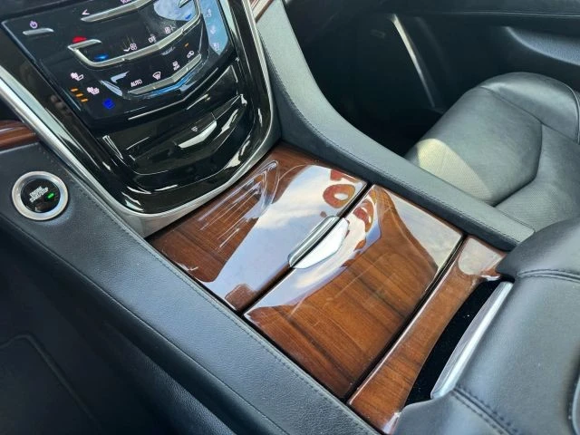2017 Cadillac Escalade 4th Gen - Image 20 of 21