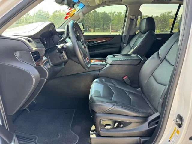2017 Cadillac Escalade 4th Gen - Image 17 of 21