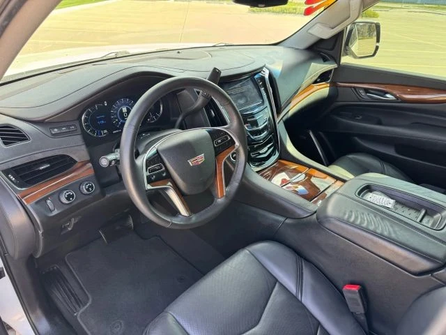 2017 Cadillac Escalade 4th Gen - Image 14 of 21