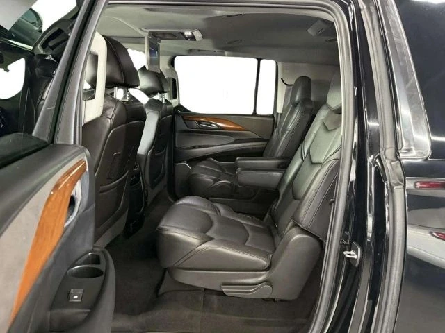 2017 Cadillac Escalade 4th Gen - Image 11 of 12