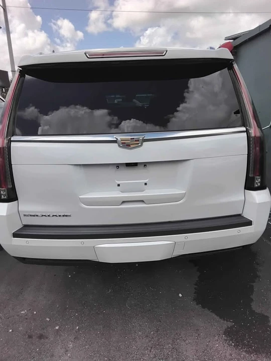 2017 Cadillac Escalade 4th Gen - Image 2 of 6