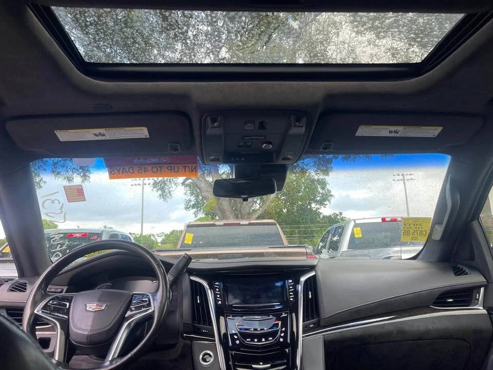 2017 Cadillac Escalade 4th Gen - Image 18 of 20