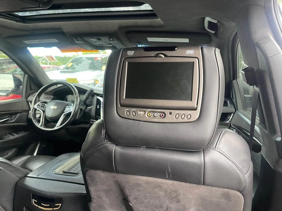 2017 Cadillac Escalade 4th Gen - Image 8 of 20