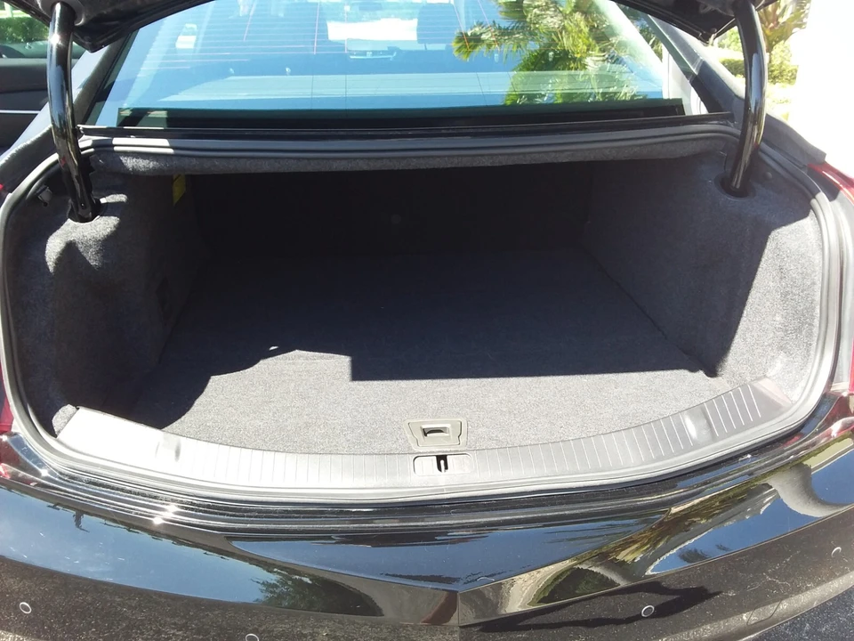 2017 Cadillac - Image 17 of 31