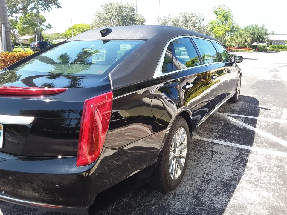 2017 Cadillac - Image 7 of 31