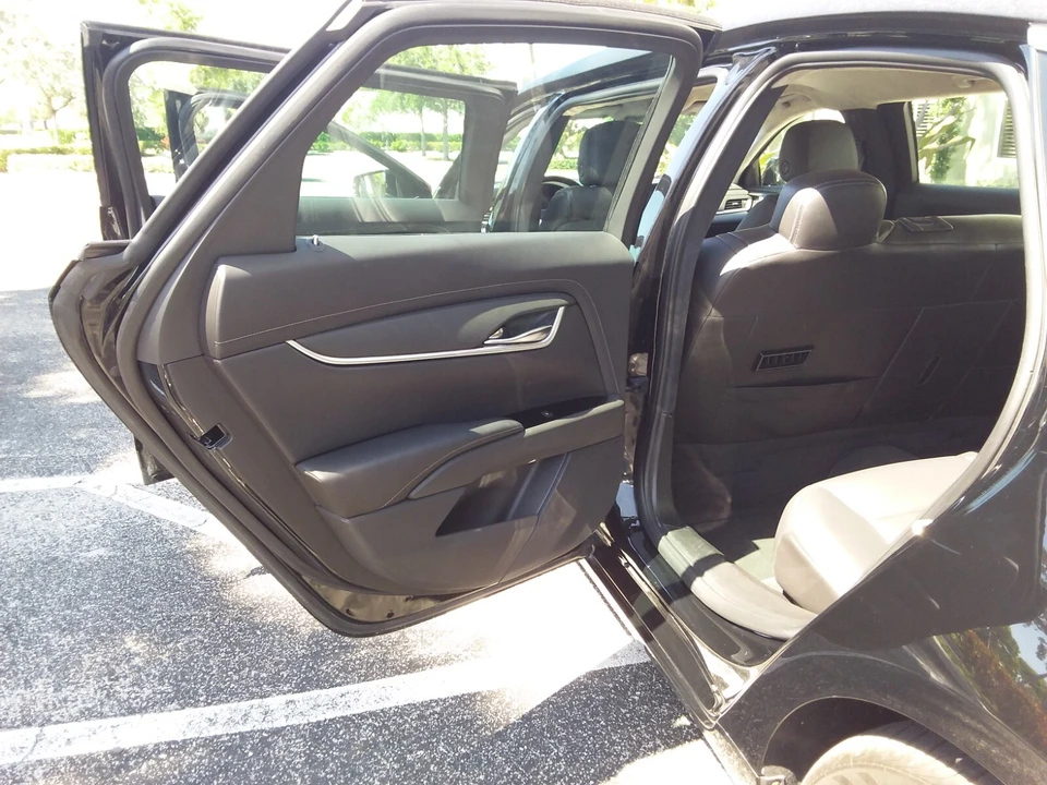 2017 Cadillac - Image 15 of 31