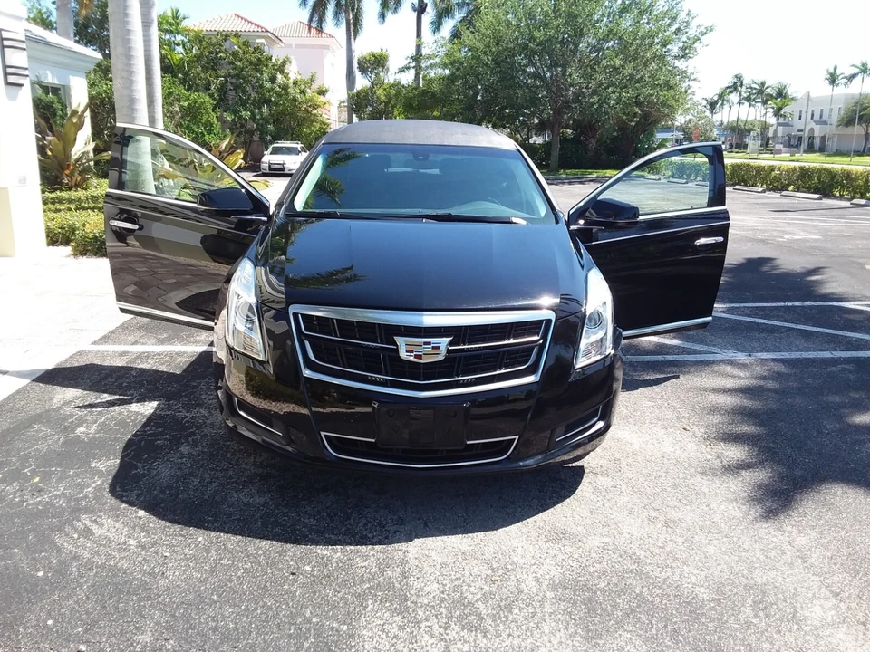 2017 Cadillac - Image 4 of 31