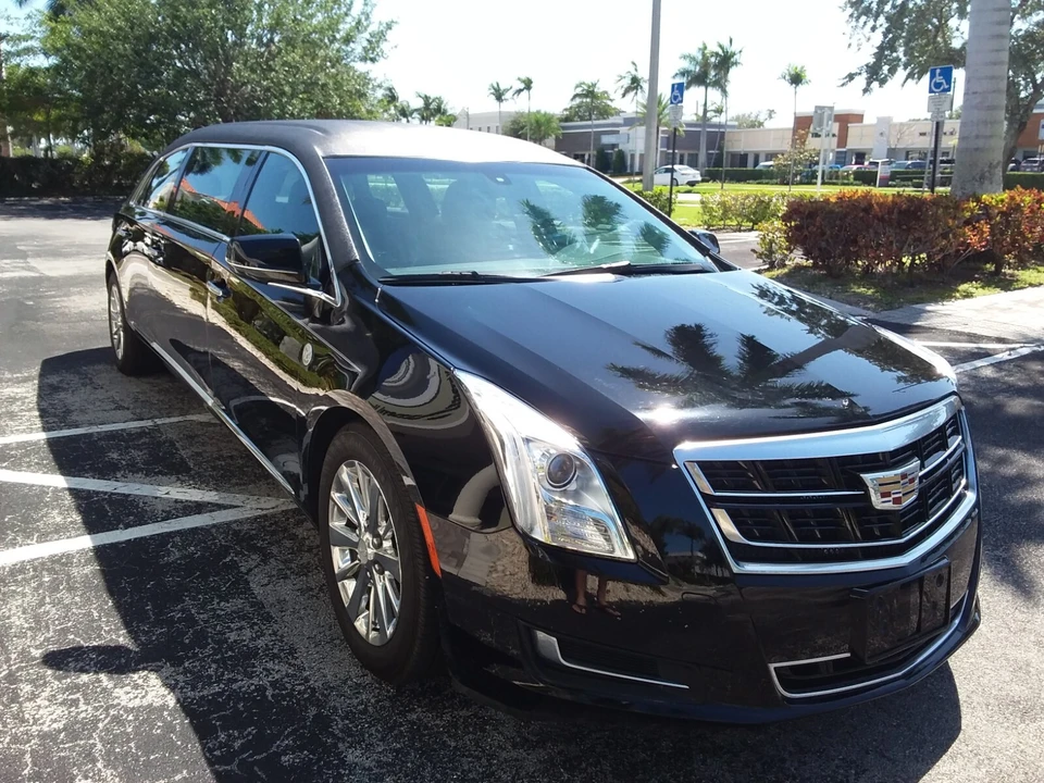2017 Cadillac - Image 10 of 31