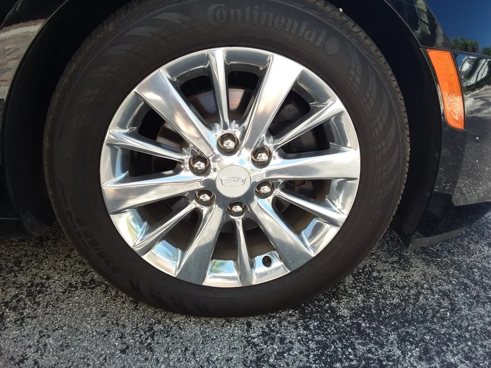 2017 Cadillac - Image 27 of 31
