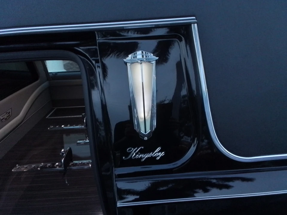 2017 Cadillac Fleetwood - Image 12 of 31