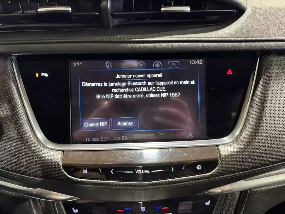 2017 Cadillac XT5 - Image 10 of 12
