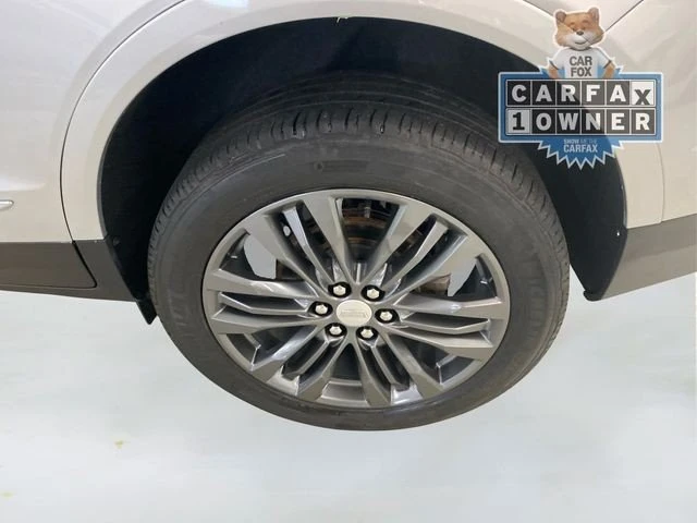 2017 Cadillac XT5 - Image 17 of 19