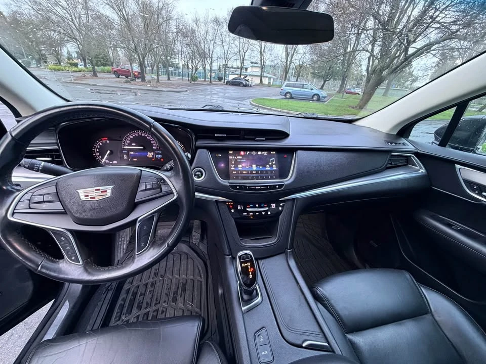 2017 Cadillac XT5 - Image 3 of 8