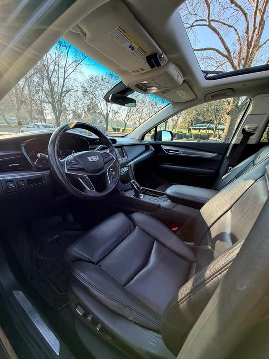2017 Cadillac XT5 - Image 4 of 8