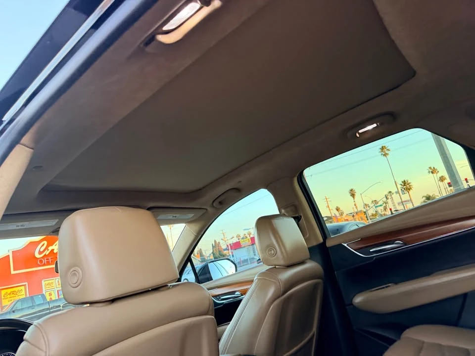 2017 Cadillac XT5 - Image 16 of 20