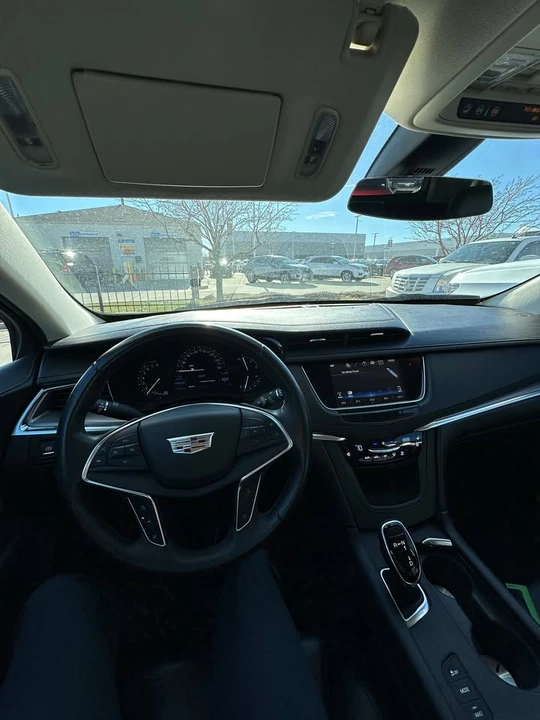 2017 Cadillac XT5 - Image 6 of 17
