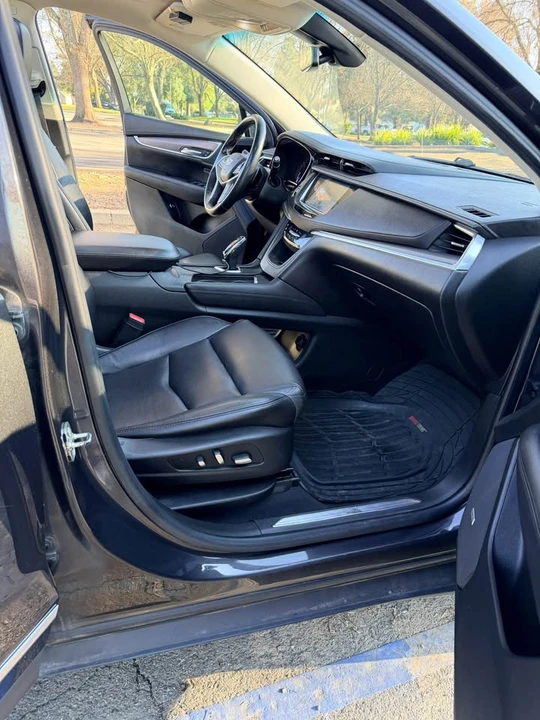 2017 Cadillac XT5 - Image 7 of 8