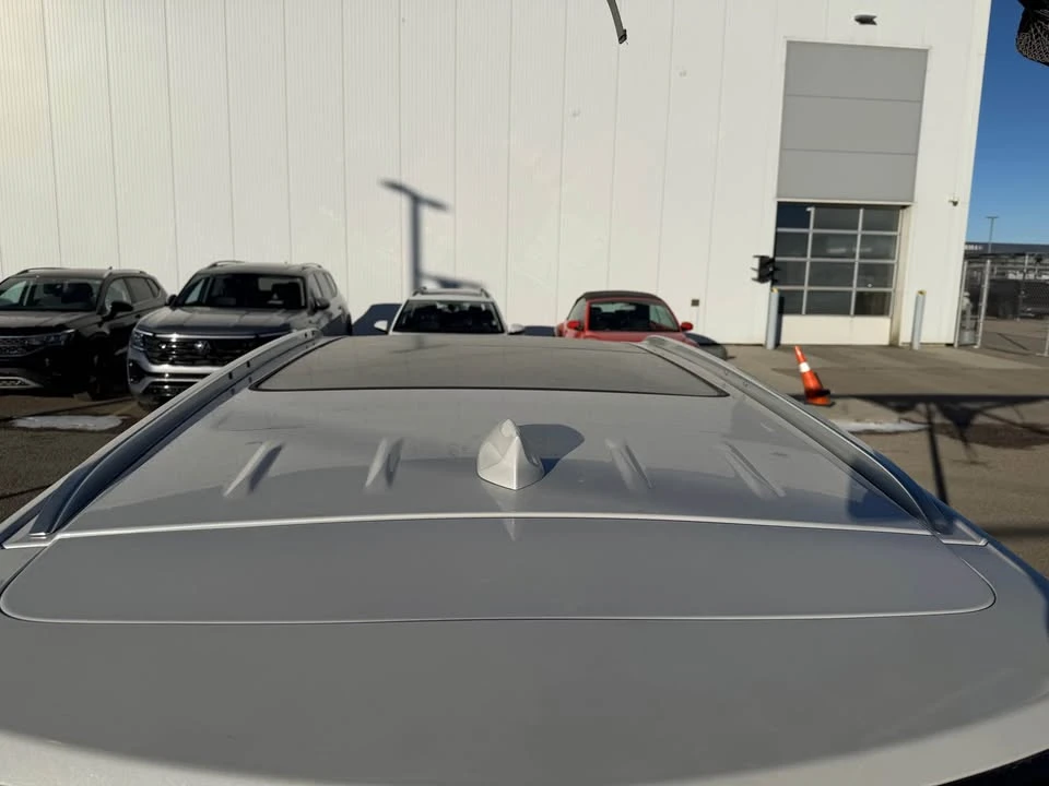 2017 Cadillac XT5 - Image 5 of 16