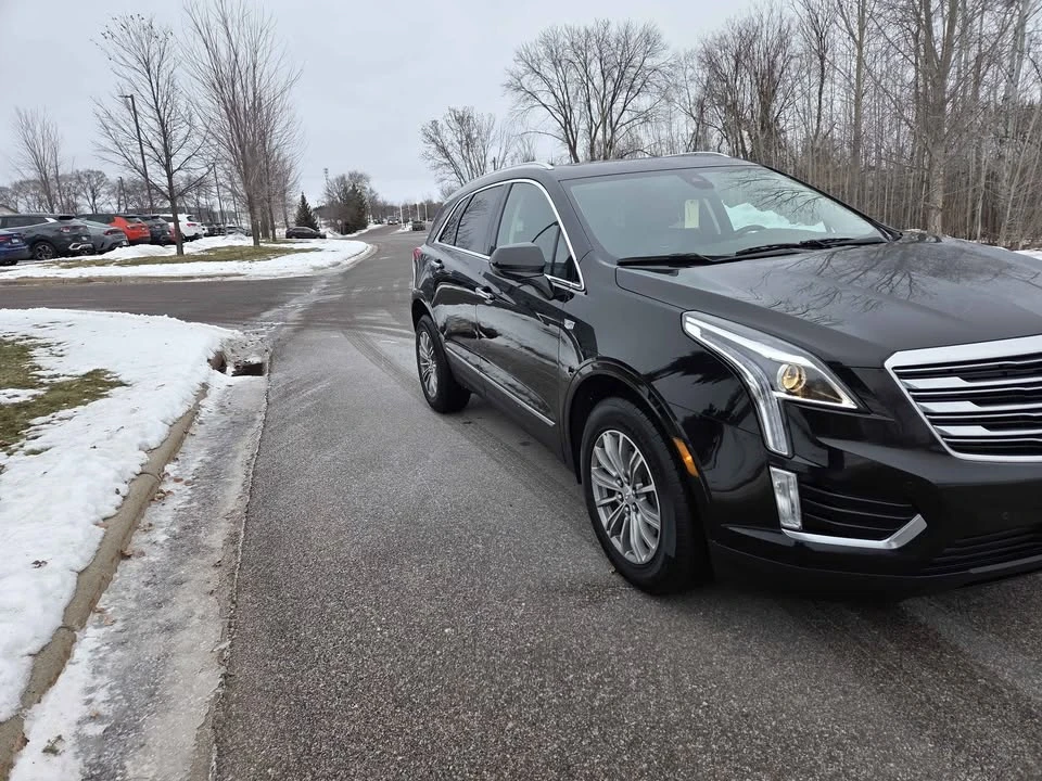 2017 Cadillac XT5 - Image 2 of 10