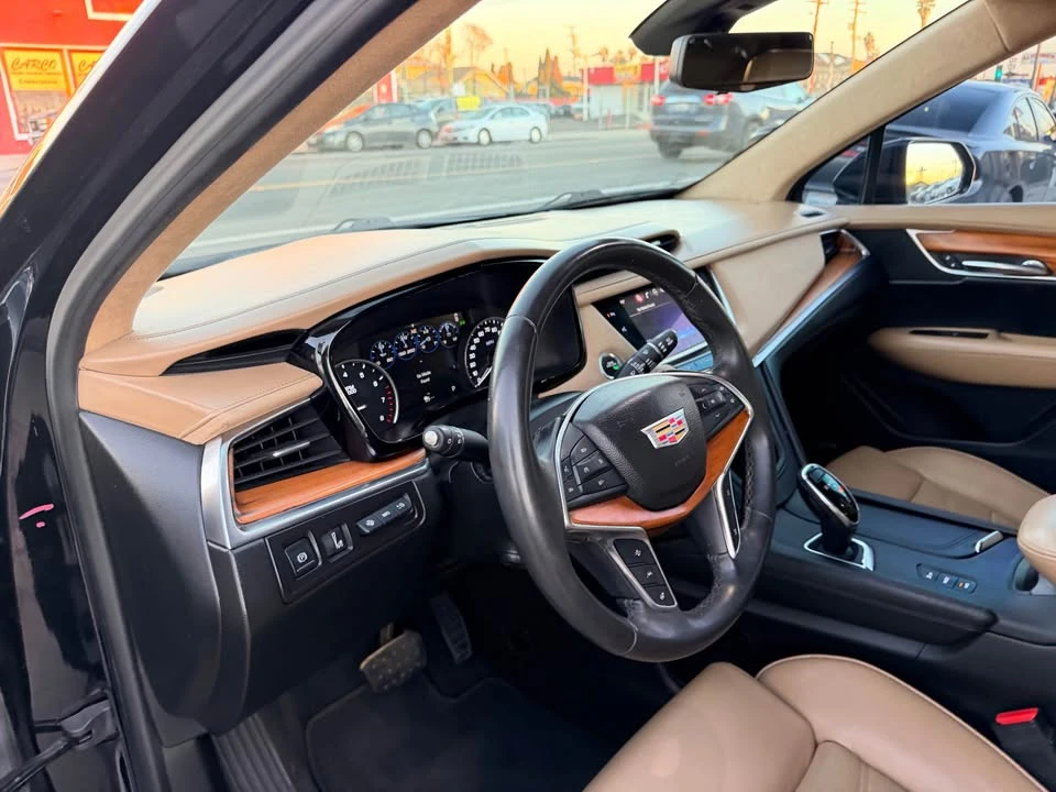 2017 Cadillac XT5 - Image 10 of 20