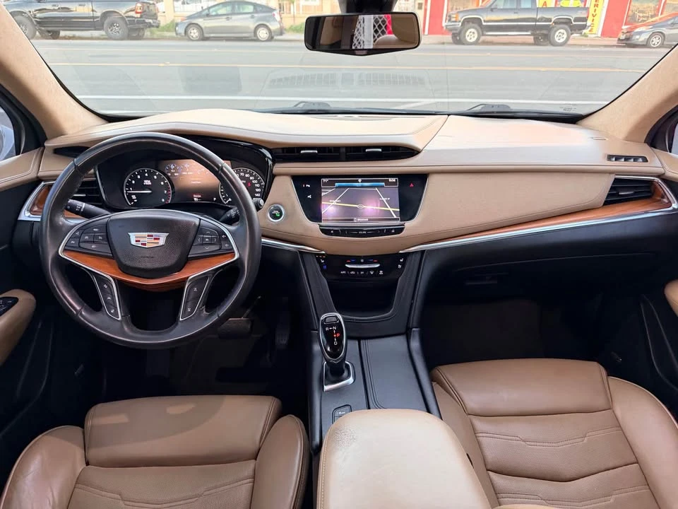 2017 Cadillac XT5 - Image 17 of 20