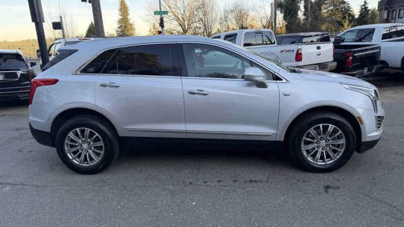 2017 Cadillac XT5 - Image 9 of 13