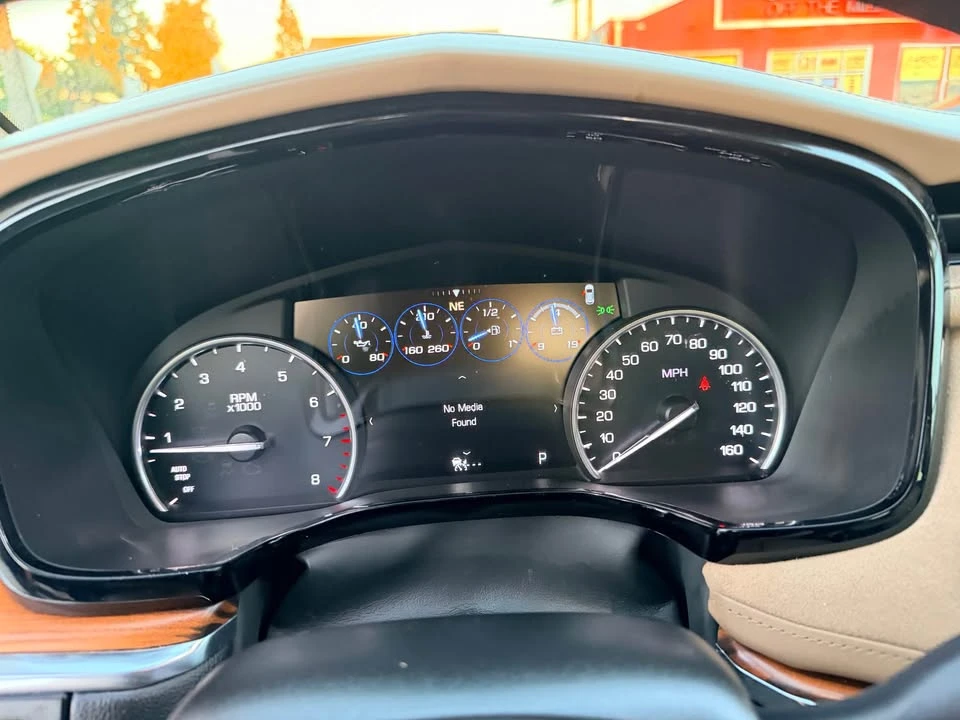 2017 Cadillac XT5 - Image 12 of 20