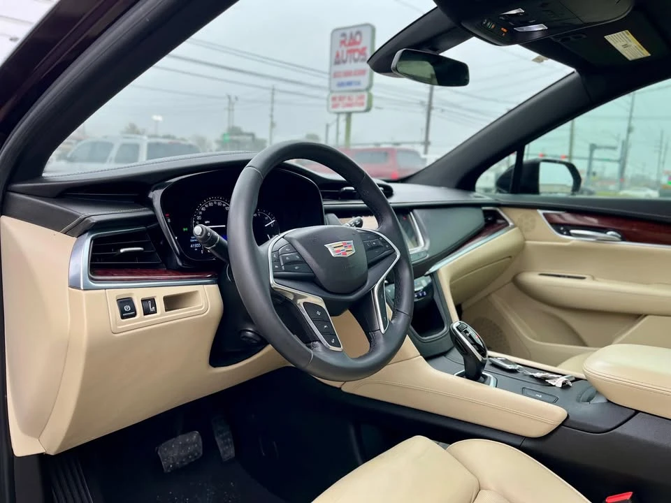 2017 Cadillac XT5 - Image 12 of 20