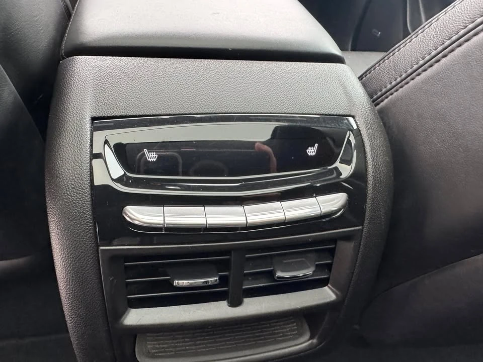 2017 Cadillac XT5 - Image 18 of 19