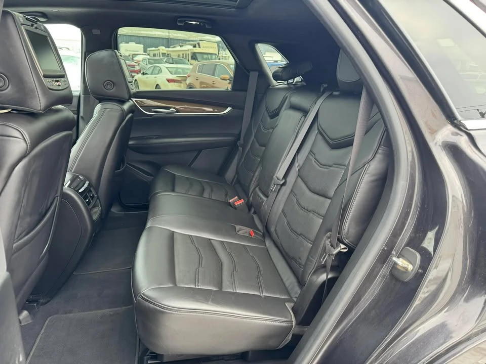 2017 Cadillac XT5 - Image 16 of 19