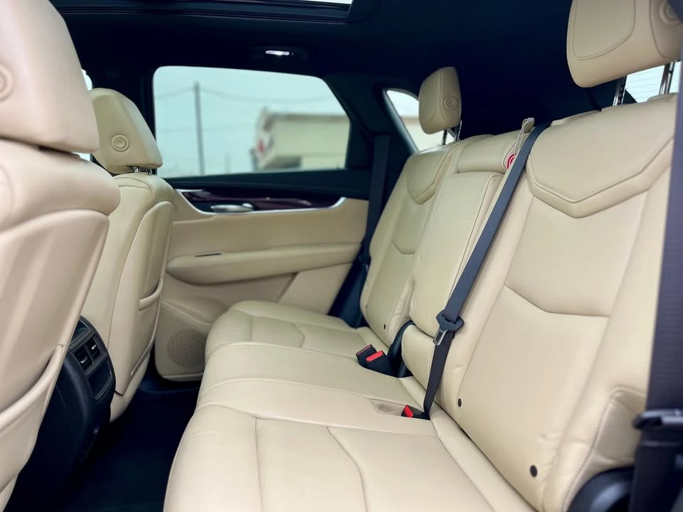2017 Cadillac XT5 - Image 15 of 20