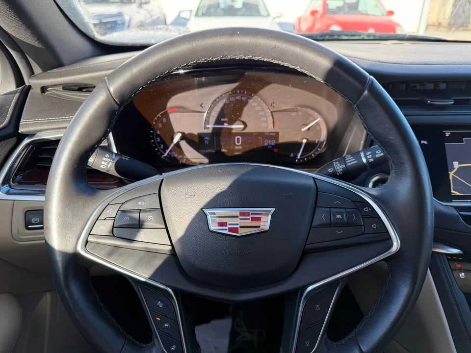 2017 Cadillac XT5 - Image 12 of 16