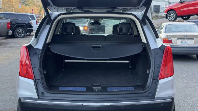 2017 Cadillac XT5 - Image 5 of 13
