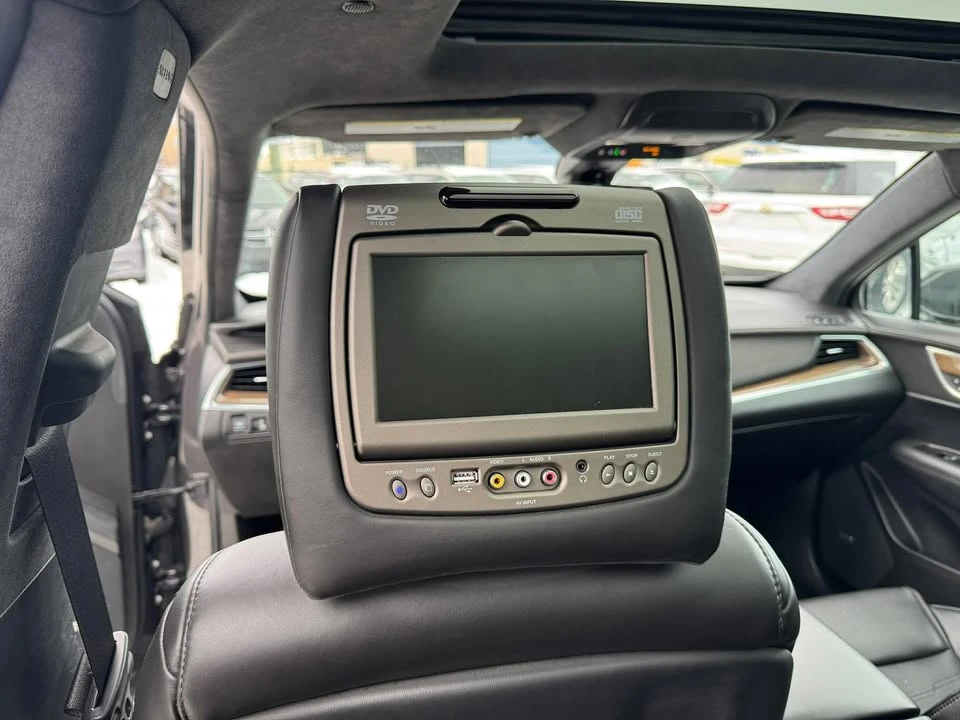 2017 Cadillac XT5 - Image 17 of 19