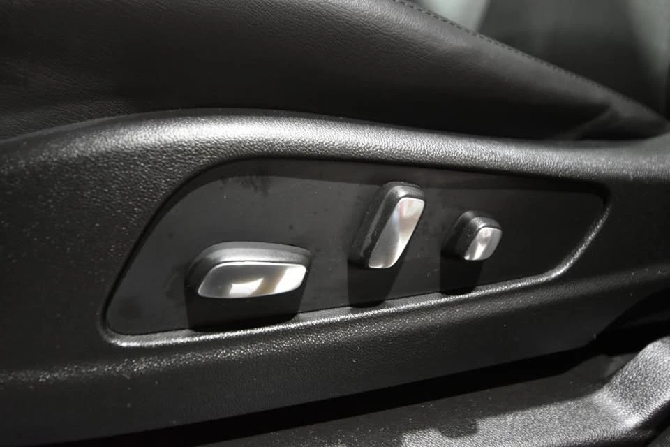 2017 Cadillac XT5 - Image 13 of 16