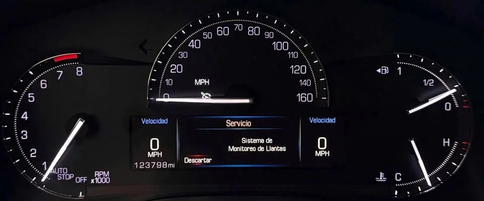 2017 Cadillac XT5 - Image 12 of 20