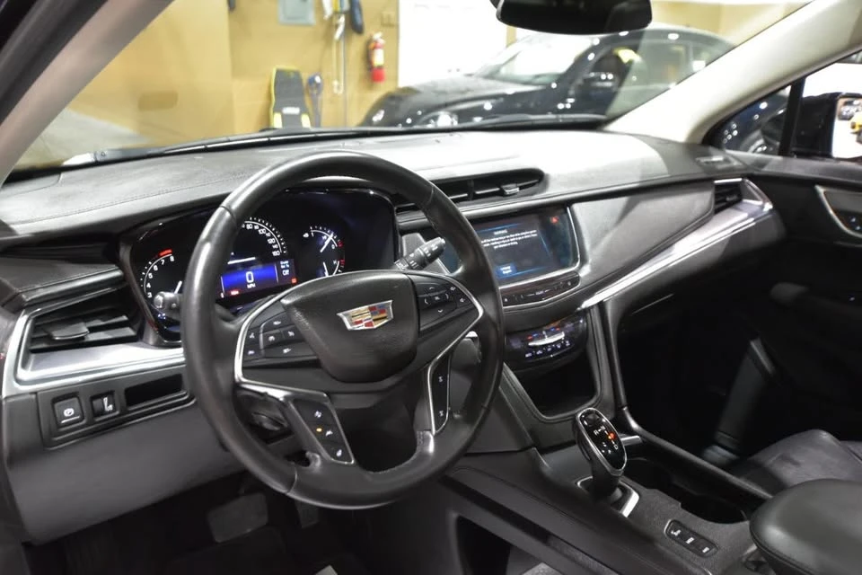 2017 Cadillac XT5 - Image 15 of 16