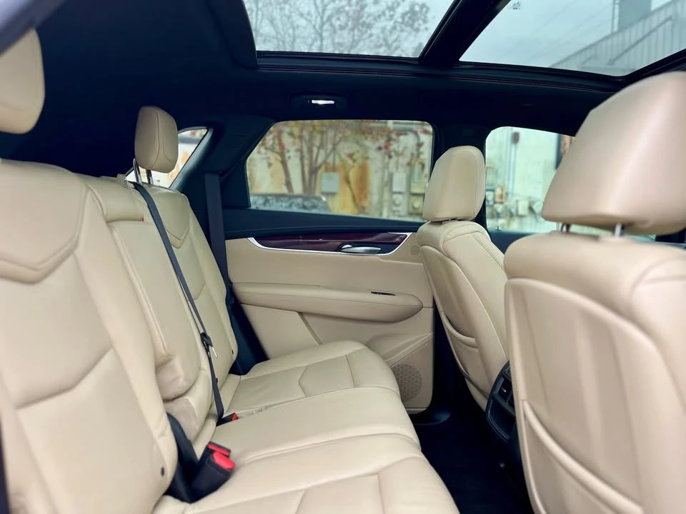 2017 Cadillac XT5 - Image 16 of 20