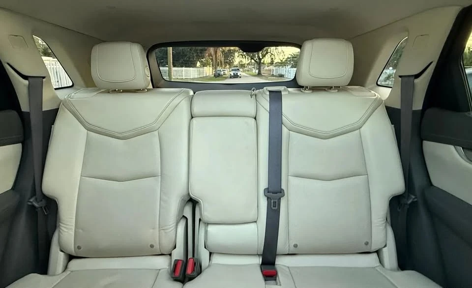 2017 Cadillac XT5 - Image 17 of 20