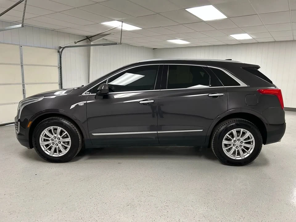 2017 Cadillac XT5 - Image 2 of 19
