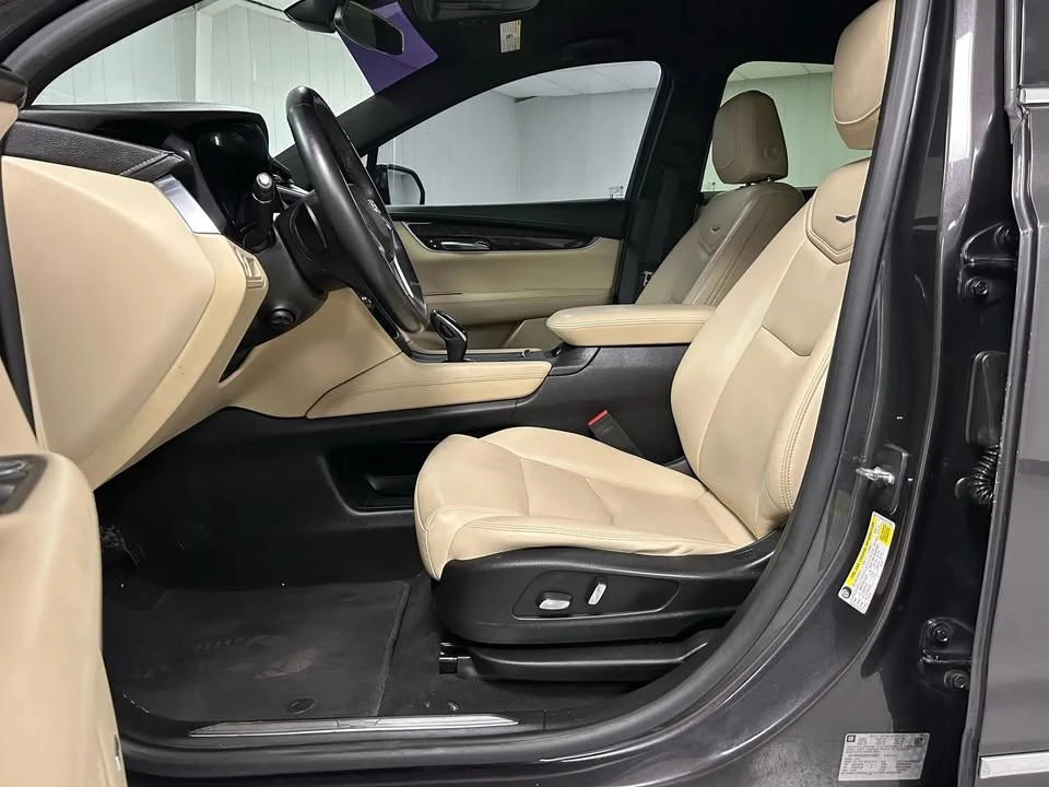 2017 Cadillac XT5 - Image 12 of 19