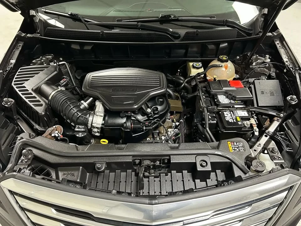 2017 Cadillac XT5 - Image 9 of 19