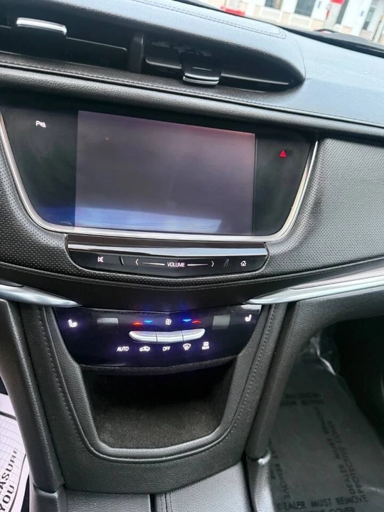 2017 Cadillac XT5 - Image 10 of 10