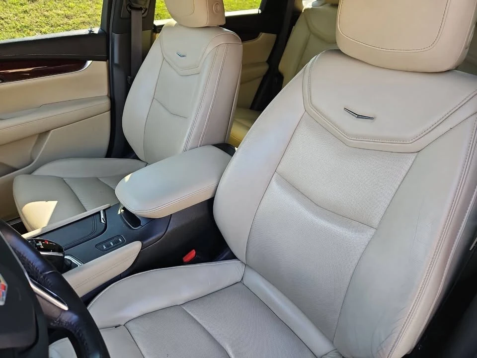 2017 Cadillac XT5 - Image 10 of 20