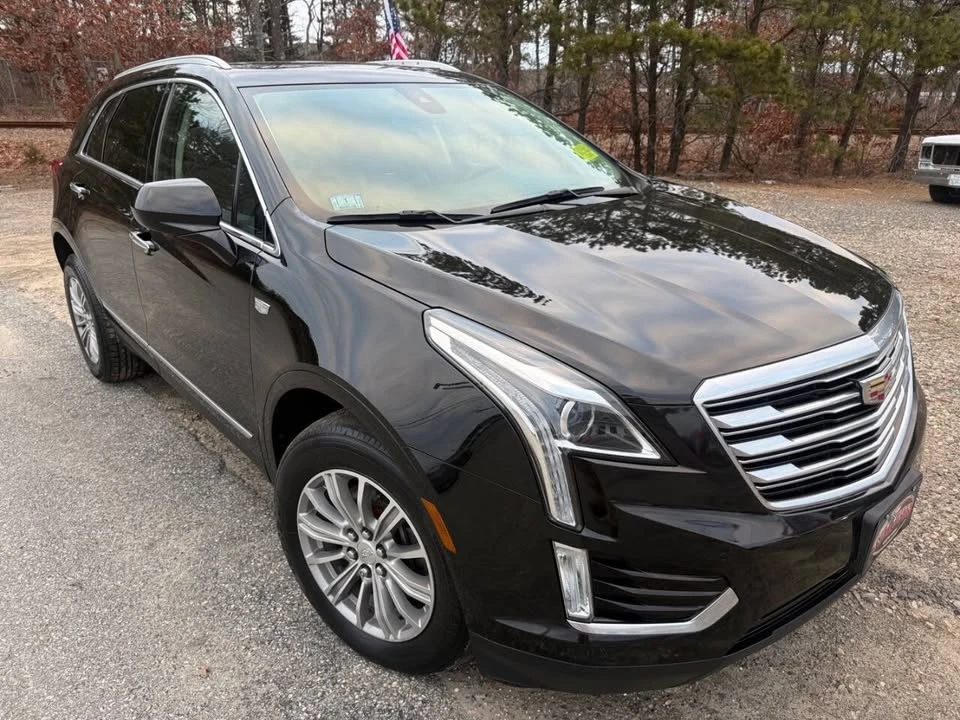 2017 Cadillac XT5 - Image 2 of 10