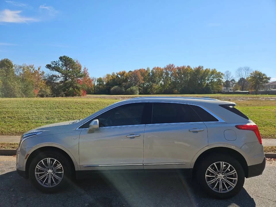 2017 Cadillac XT5 - Image 2 of 20