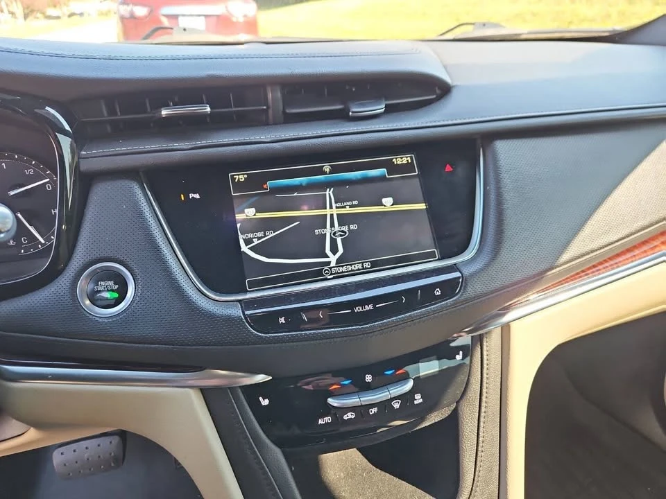 2017 Cadillac XT5 - Image 16 of 20
